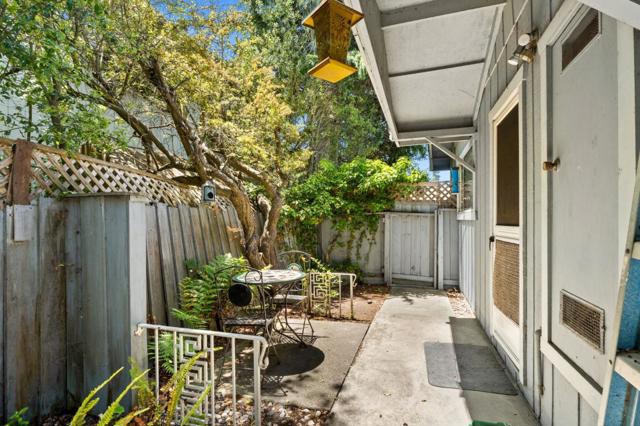 101 Sea Terrace Way, Aptos CA: https://media.crmls.org/mediaz/1ed66614-b81e-43ad-bc6d-91c235117bf7.jpg