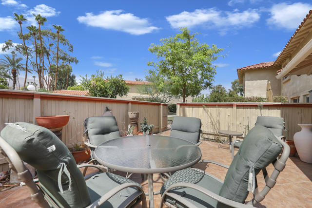 72869 Don Larson Lane Lane, Palm Desert CA: https://media.crmls.org/mediaz/1ed6af5d-f11c-4820-b41f-b3e112c00465.jpg