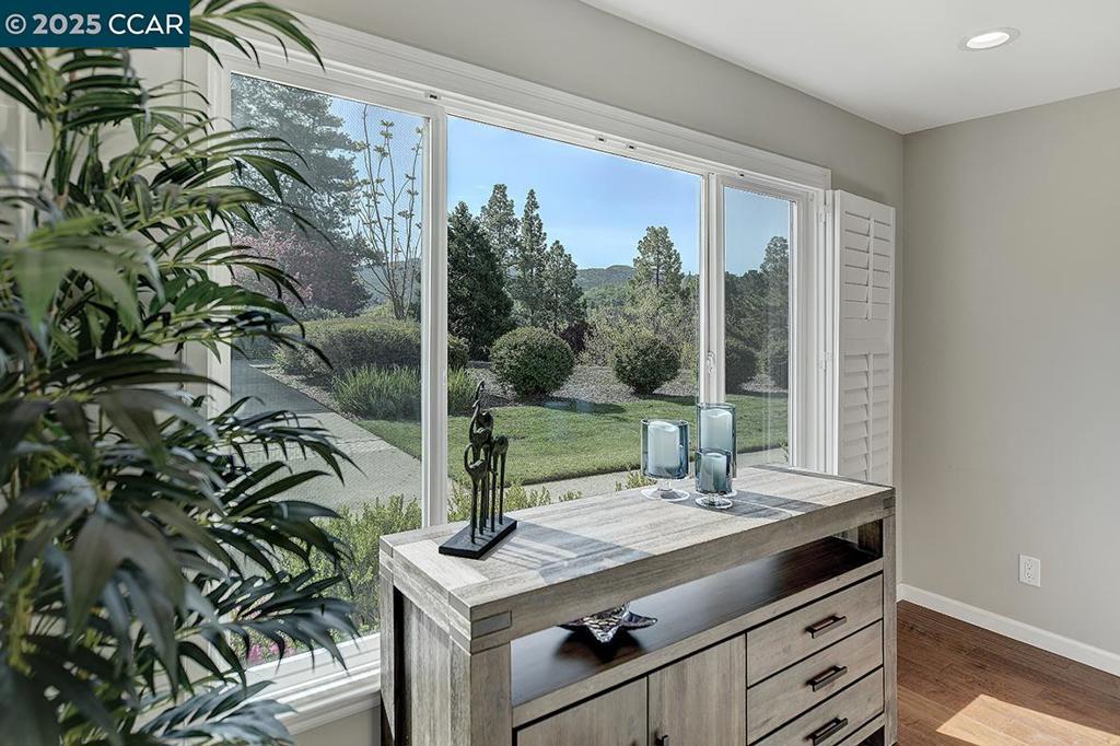 1932 Golden Rain Road #3