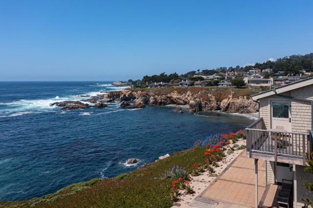 30530 Aurora Del Mar, Carmel CA: https://media.crmls.org/mediaz/1ed76238-03f9-49ff-9bdc-858f3f9ae94b.jpg