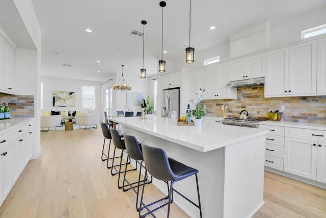 37356 Suncrest Street, Newark CA: https://media.crmls.org/mediaz/1ed77472-f1a5-4485-9eec-48183ad2828a.jpg