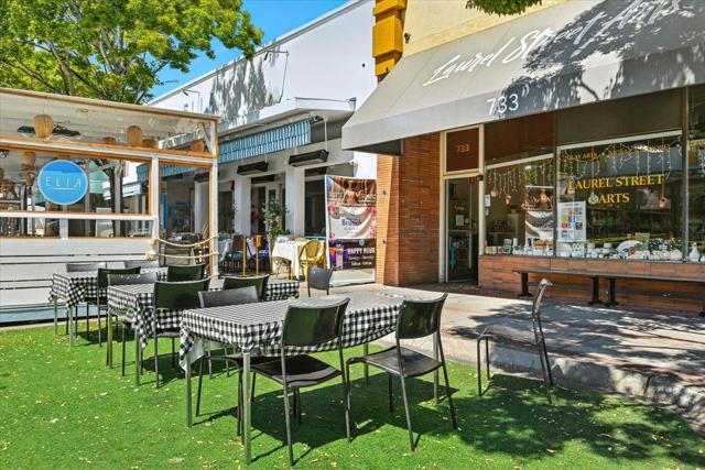 1019 Riverton Drive, San Carlos CA: https://media.crmls.org/mediaz/1ed79655-498f-4a86-a4a3-04b7908aa86c.jpg
