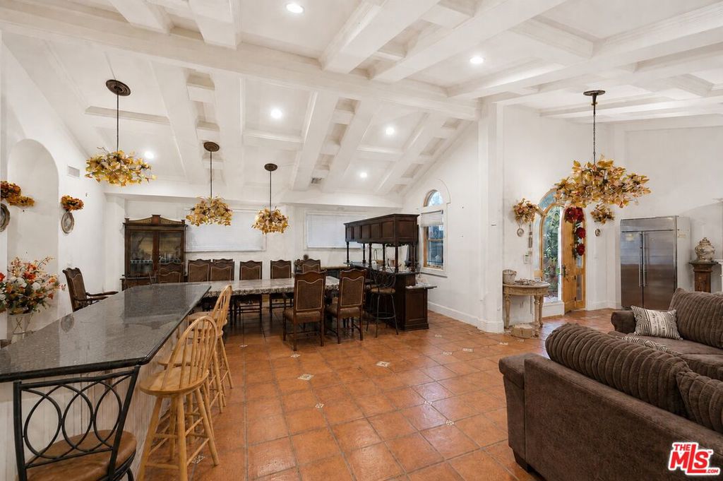 MLS #26835603 image #16