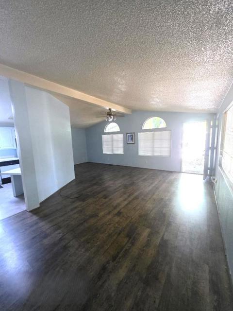 170 Sunset Circle, Vacaville CA: https://media.crmls.org/mediaz/1ed920c2-1335-4f24-ae1d-a0056f284930.jpg