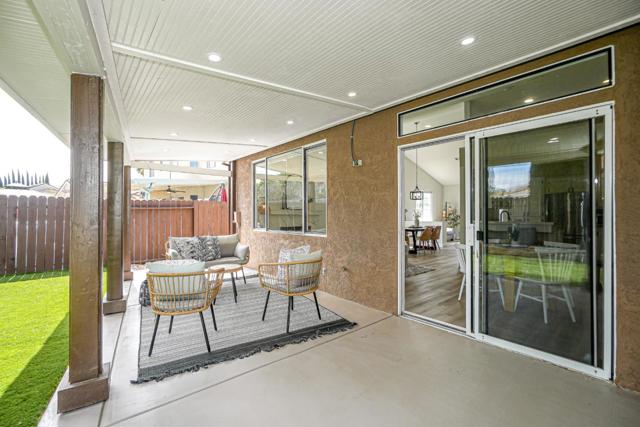 118 Edmeades Court, Oakley CA: https://media.crmls.org/mediaz/1ed99e21-f40f-4025-be36-b53c8410dd86.jpg