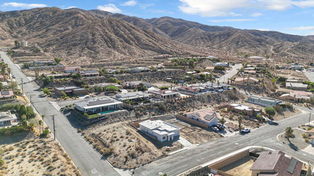 66778 Casa Grande Drive, Desert Hot Springs CA: https://media.crmls.org/mediaz/1edb8ad7-45ae-4102-929a-e1611ccd8ca9.jpg