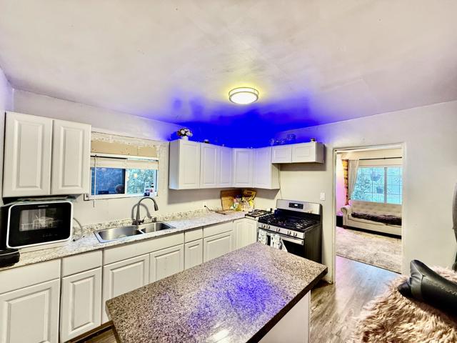 2356 W Hays Street, Banning CA: https://media.crmls.org/mediaz/1edbe368-b778-46c1-b63d-d46552c0b857.jpg