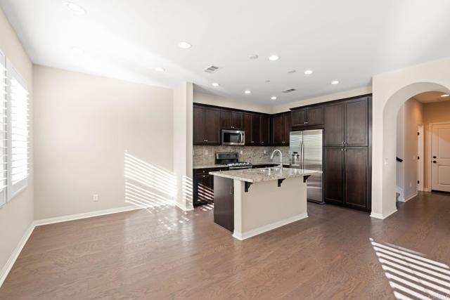 Detail Gallery Image 7 of 45 For 15968 Parkview Loop, San Diego,  CA 92127 - 4 Beds | 3 Baths