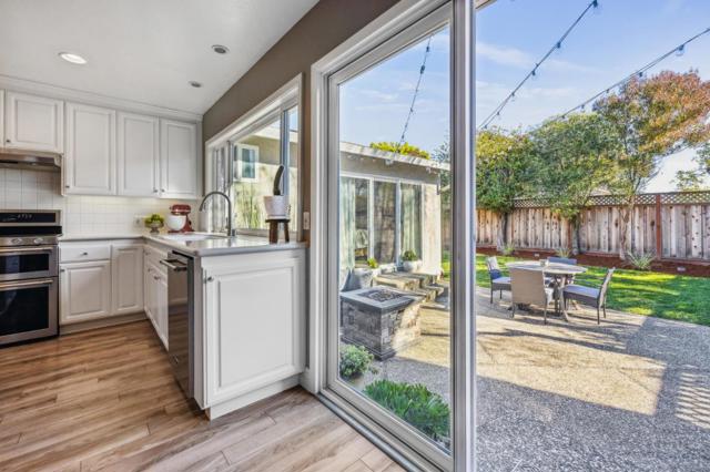 140 Palm Beach Avenue, El Granada CA: https://media.crmls.org/mediaz/1edd3fa6-2fa9-45bb-81a0-e9624426d969.jpg