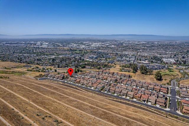 30111 Mountain View Drive, Hayward CA: https://media.crmls.org/mediaz/1edd899c-3e6d-4c57-a022-d5edf4c401ff.jpg