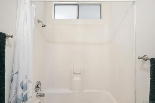 6675 Mission Gorge Rd, San Diego CA: https://media.crmls.org/mediaz/1ede40ff-0d55-4b60-835b-d9e863cc4f13.jpg