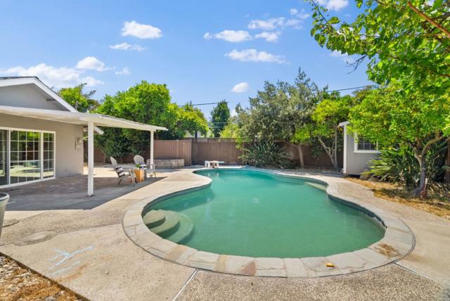 1488 Sunland Court, San Jose CA: https://media.crmls.org/mediaz/1edeb2f9-75c8-4dec-a652-606c9c01cc24.jpg