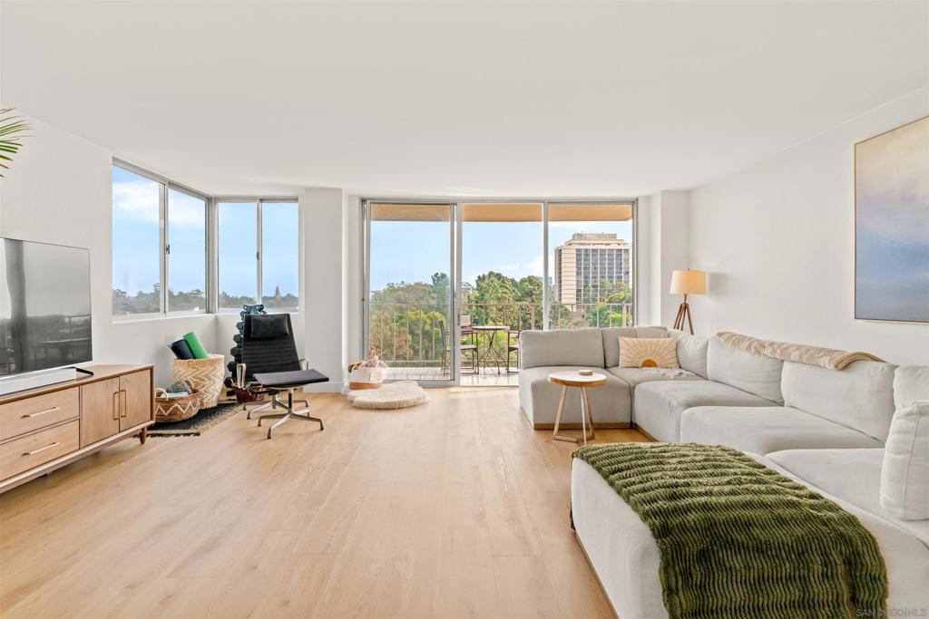 3635 7th Ave - photo 3