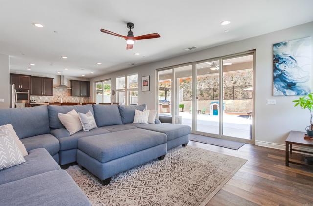 Detail Gallery Image 14 of 65 For 280 Shetland, Fallbrook,  CA 92028 - 4 Beds | 3/1 Baths