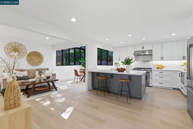 189 Rudgear Drive, Walnut Creek CA: https://media.crmls.org/mediaz/1ee0c8f6-ebdc-4b9f-8d48-a74ad3d2fee0.jpg