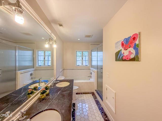 1908 Warwick Road, San Marino CA: https://media.crmls.org/mediaz/1ee118c2-6860-43db-a07a-57b99096667a.jpg