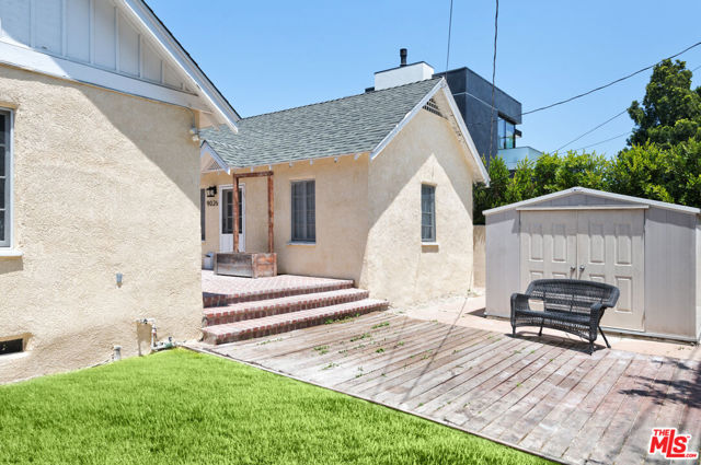 9028 Rangely Avenue, West Hollywood CA: https://media.crmls.org/mediaz/1ee1969e-3d48-4b62-a887-d3bfe672bb16.jpg