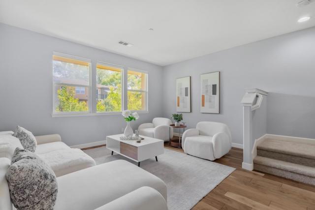 589 Santa Rosalia Terrace, Sunnyvale CA: https://media.crmls.org/mediaz/1ee1b5a8-3a50-4deb-9e57-d650eb61411a.jpg