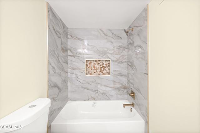 12016 Caminito Campana, San Diego CA: https://media.crmls.org/mediaz/1ee235f1-3816-46e1-857b-12f95d450fe3.jpg