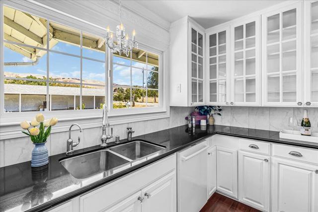 4125 Prunedale Avenue, Gilroy CA: https://media.crmls.org/mediaz/1ee3848c-24e7-4c40-8f98-86583dbc91f0.jpg