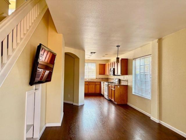 1605 HERMOCILLA Way, San Jose CA: https://media.crmls.org/mediaz/1ee4087e-2118-4522-afff-d868a05577f1.jpg