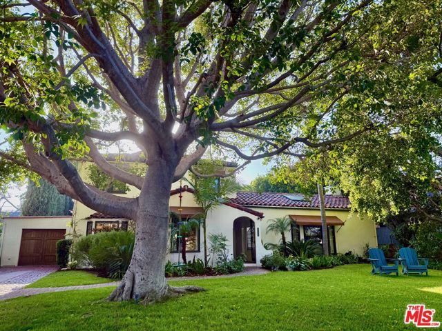 4277 Beck Avenue, Studio City CA: https://media.crmls.org/mediaz/1ee4144e-132a-46e1-9838-f387ecb2f059.jpg