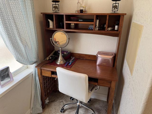 35610 Mexico Way, Thousand Palms CA: https://media.crmls.org/mediaz/1ee4c1a6-d29e-40e0-b27a-56bf04bf3a23.jpg