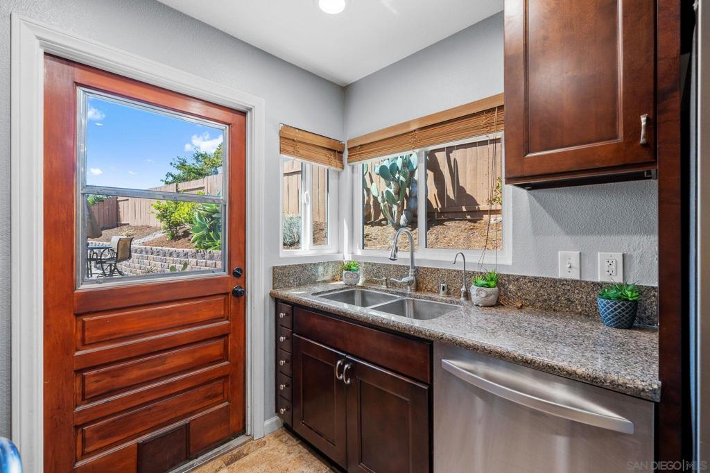 12980 Calle De Las Rosas - photo 11