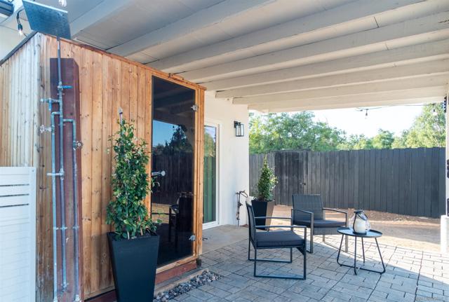 11534 Manzanita Rd, Lakeside CA: https://media.crmls.org/mediaz/1ee6b081-be3c-4a64-89f6-63eaf067cce0.jpg