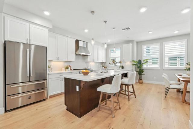 895 De Guigne Drive, Sunnyvale CA: https://media.crmls.org/mediaz/1ee81b06-7458-4229-8629-a578a1fa6232.jpg