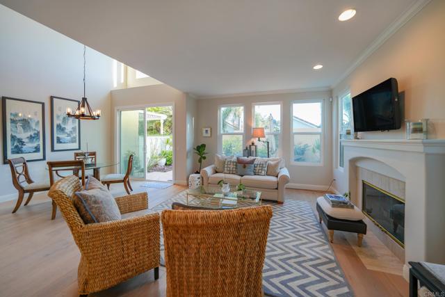 Detail Gallery Image 8 of 34 For 12964 Caminito Bautizo, San Diego,  CA 92130 - 3 Beds | 2/1 Baths