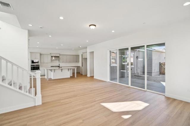 607 Santa Ynez Way, Marina CA: https://media.crmls.org/mediaz/1ee94252-2eae-4b9b-9ae6-ef8e6a133fb7.jpg