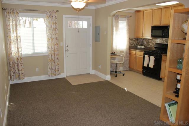 6101 Adelaide Ave, San Diego CA: https://media.crmls.org/mediaz/1ee99065-ecfa-4ee6-895a-da3f1d7b7edd.jpg