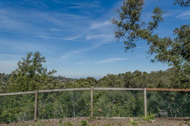 640 Los Trancos Road,  CA: https://media.crmls.org/mediaz/1eeb284a-4482-4b41-854f-66c44d7d0492.jpg