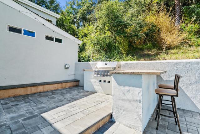 532 Moonrise Lane, Aptos CA: https://media.crmls.org/mediaz/1eeb84b0-0f73-4616-9a41-a3f6ce183f3a.jpg