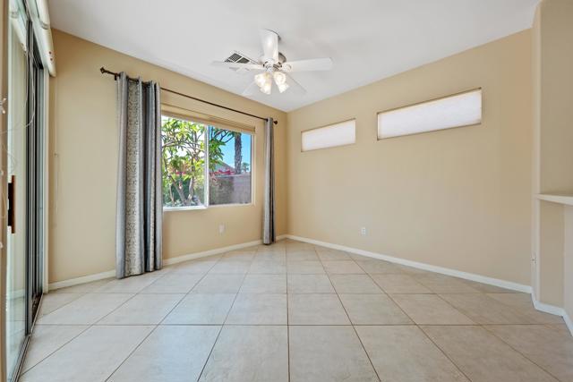 78987 Spirito Court, Palm Desert CA: https://media.crmls.org/mediaz/1eebc6c3-d5d4-474c-8fc5-2e7a6df761af.jpg