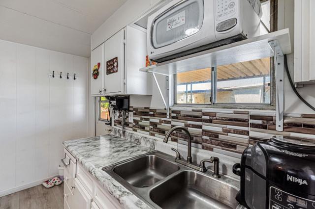 200 Burnett Avenue, Morgan Hill CA: https://media.crmls.org/mediaz/1eec83f3-0950-4200-af0f-834b1fec2933.jpg