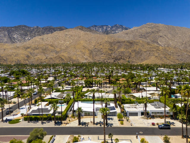 1877 S Navajo Drive, Palm Springs, CA 92264