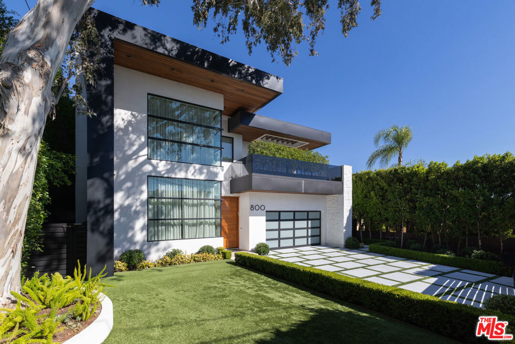 800 N Tigertail Road — image 1