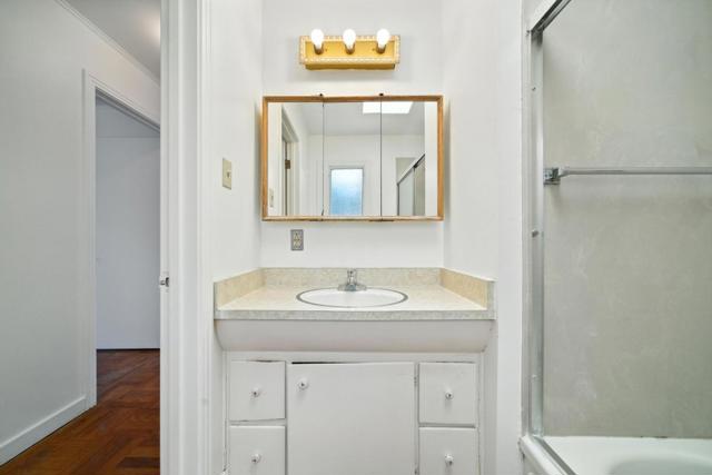 3920 Oneill Drive, San Mateo CA: https://media.crmls.org/mediaz/1eee3cd2-fb07-40fa-a32d-4674f4009261.jpg