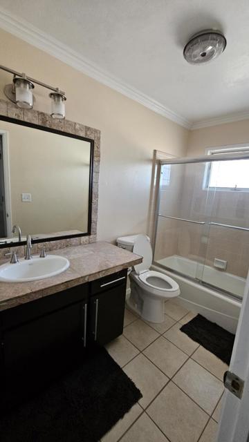 8199 Palomar Avenue, Yucca Valley CA: https://media.crmls.org/mediaz/1eef0638-deb3-4be7-86c4-444636909f43.jpg