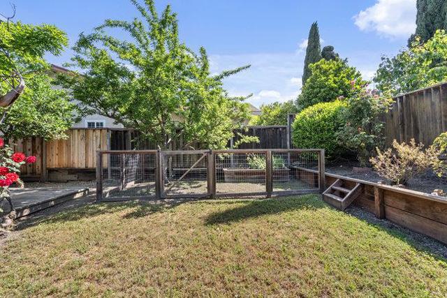 1272 Glacier Drive, Milpitas CA: https://media.crmls.org/mediaz/1ef14c46-3abf-4679-ba8d-260c7ca1ee1f.jpg