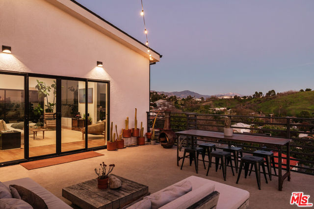 Image 35 of 38 For 4052 Jennings Drive