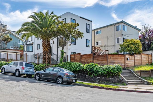 252 Euclid Avenue, Oakland CA: https://media.crmls.org/mediaz/1ef488ad-1696-4321-a379-bf266e8ef02b.jpg