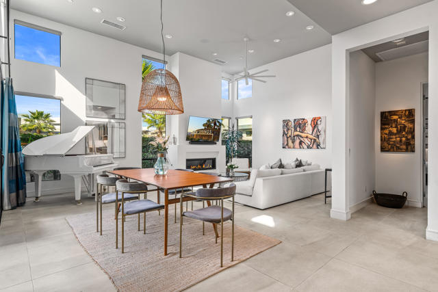 188 Blue Moon Drive, Palm Springs, CA 92262