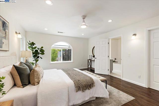 955 Virginia St, Berkeley CA: https://media.crmls.org/mediaz/1ef9c7f1-71fb-427d-9a92-2be5dea599e5.jpg