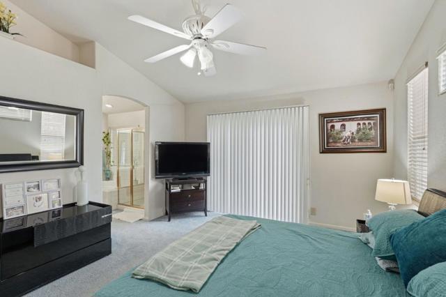 1883 College Greens Drive, Los Banos CA: https://media.crmls.org/mediaz/1efad8ba-a7cb-477b-ace8-e0426fddf923.jpg