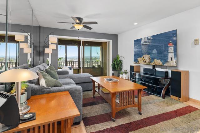 2530 Clairemont Dr, San Diego CA: https://media.crmls.org/mediaz/1efb5785-f54f-4fbd-9e4a-2e0ccf960552.jpg