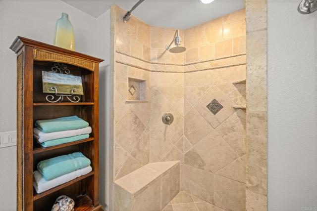 Detail Gallery Image 19 of 36 For 1650 Tucker Ln, Encinitas,  CA 92024 - 2 Beds | 2 Baths