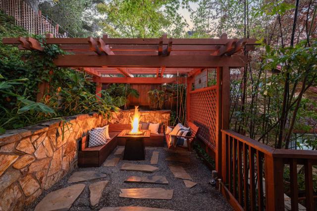 2851 San Juan Boulevard, Belmont CA: https://media.crmls.org/mediaz/1efd7c92-535b-4004-936d-84d8f11091a2.jpg